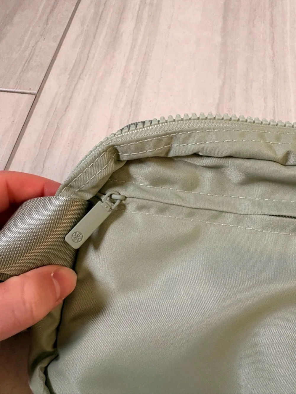GAIAM Sage Green Crossbody Bag - Picture 5 of 7